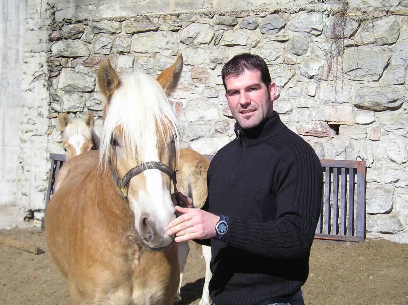 Armin Zoeggeler con il suo cavallo 